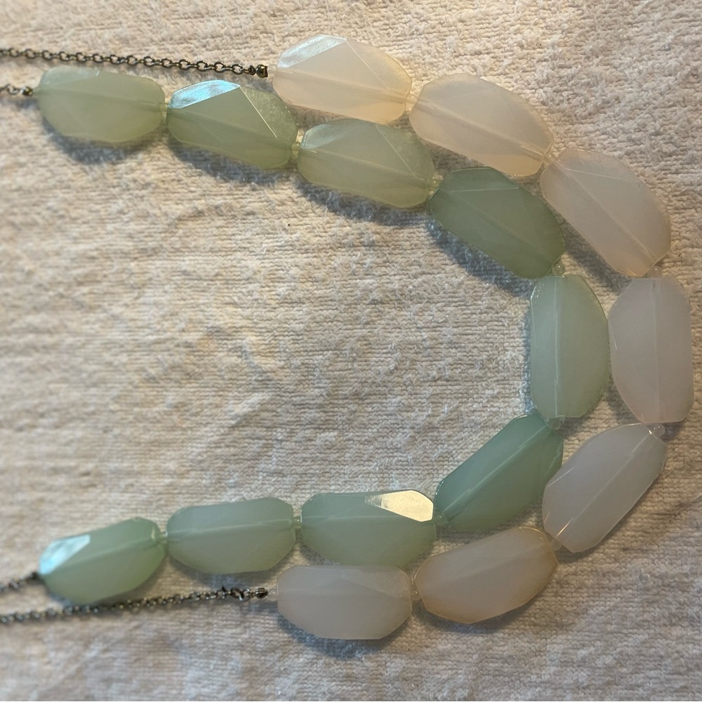 Elegant Green and Cream Beaded Necklace